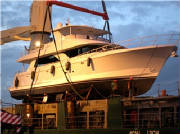 boatonlift.jpg